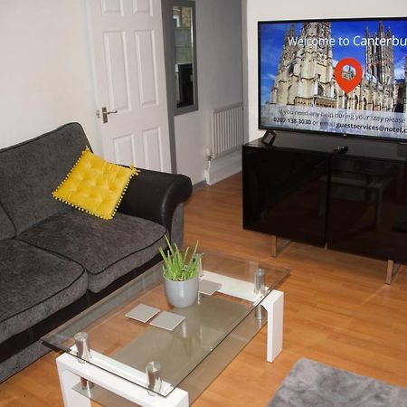 Budget Canterbury Apartment Εξωτερικό φωτογραφία